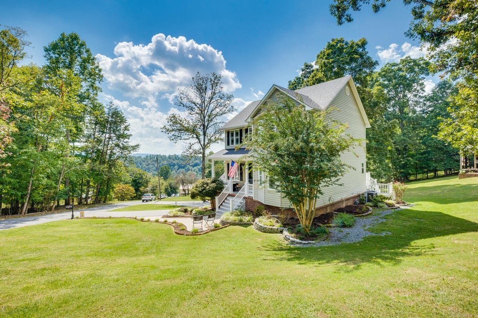 Photo #57: 809 Seven Oaks Drive