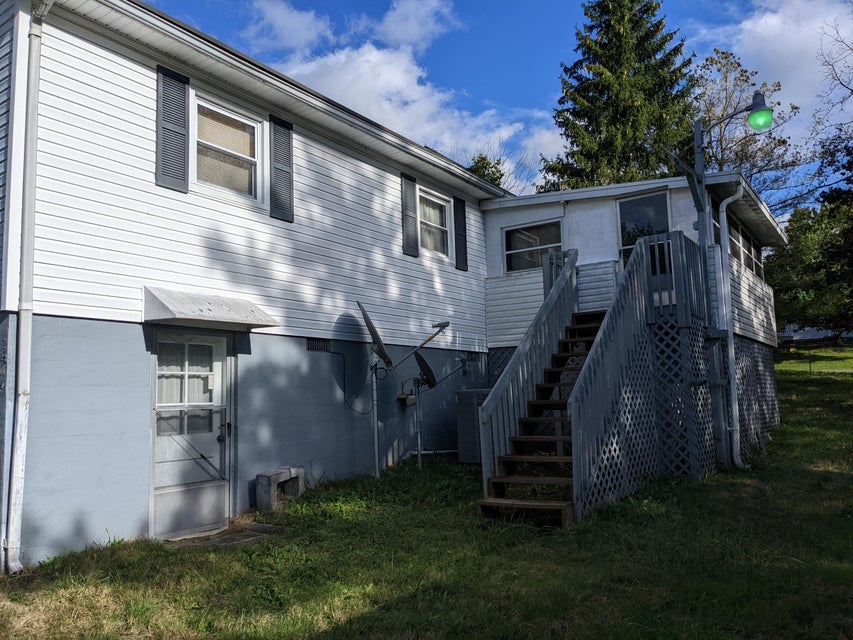 Photo #5: 6103 Crystal Lane