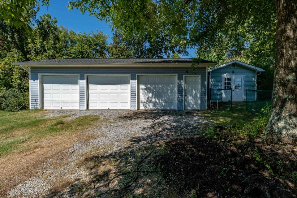 Photo #57: 1501 Willowbrook Drive