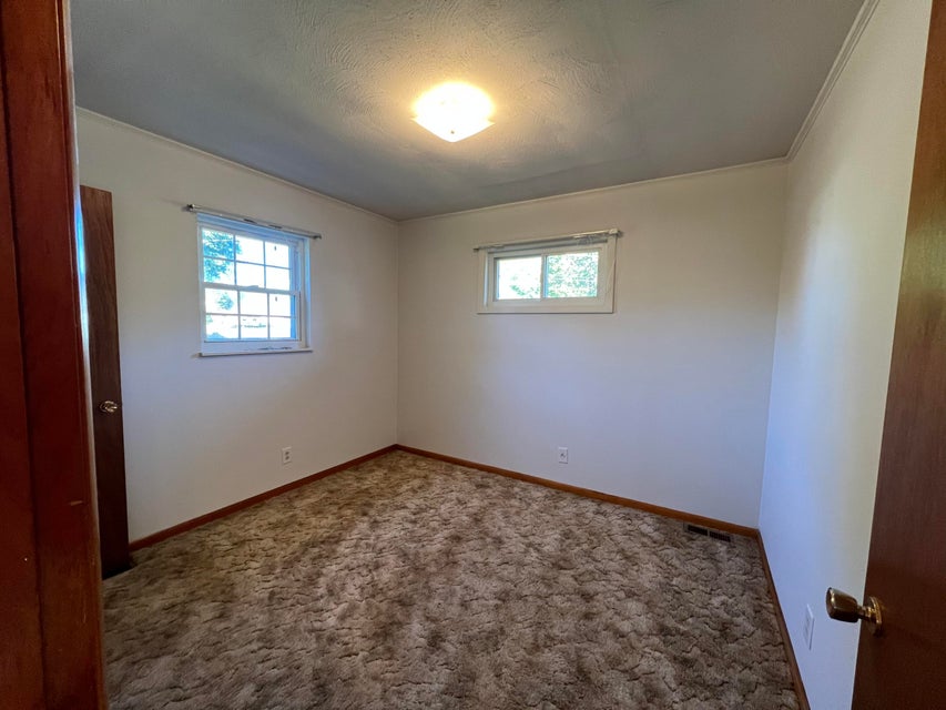 Photo #8: 112 Fairfield Drive