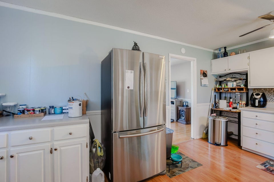 Photo #11: 830 Choctaw Drive