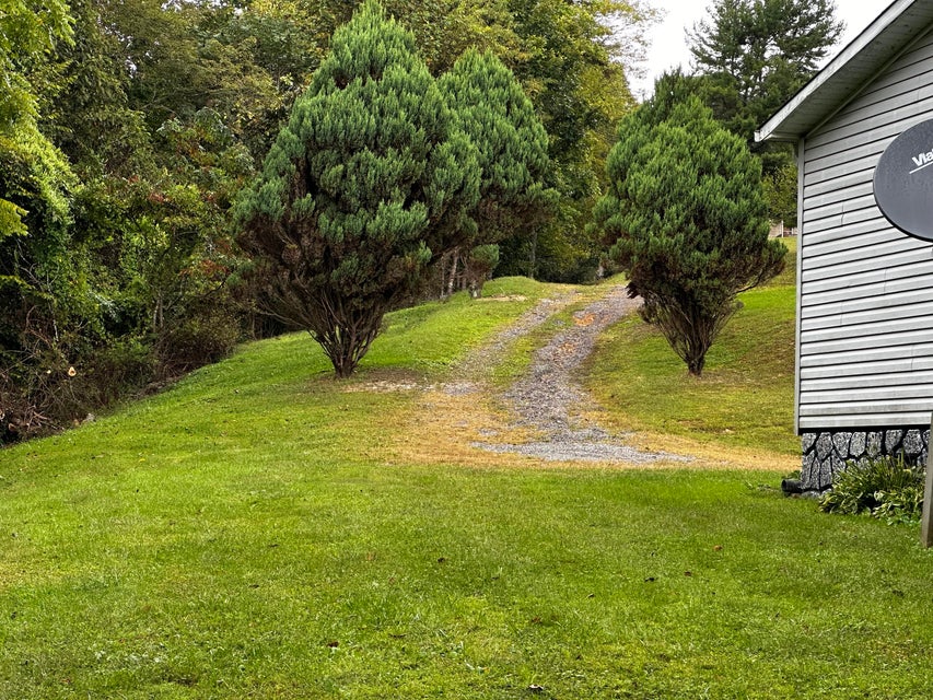 Photo #19: 205 Freds Lane