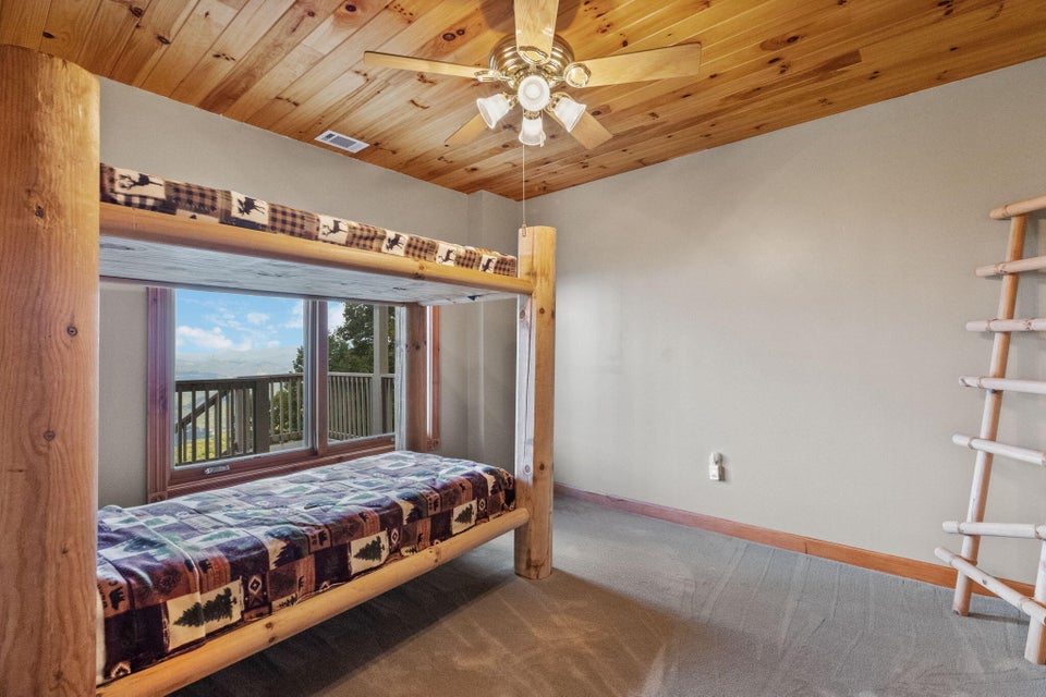 Photo #28: 808 Vista Road