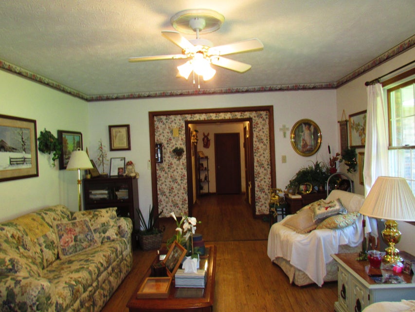 Photo #33: 227 Smalling Road