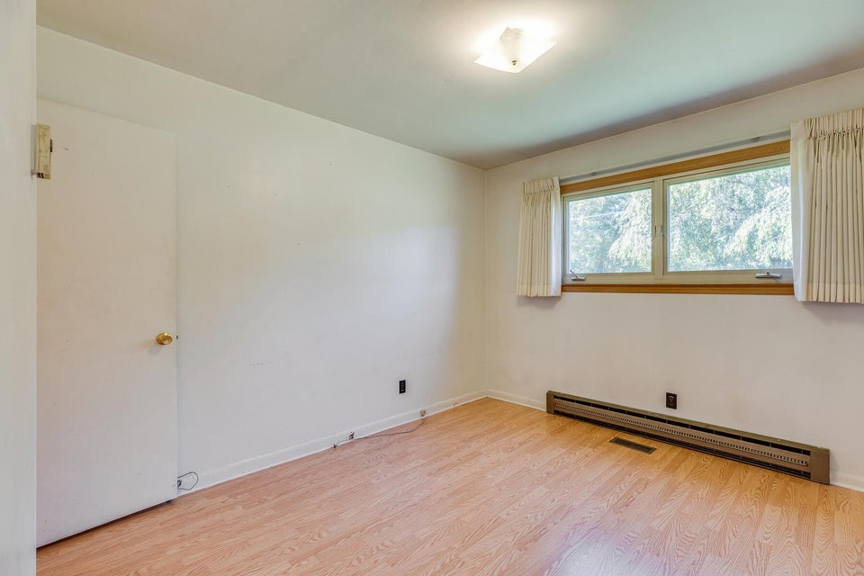 Photo #19: 500 Hillrise Drive