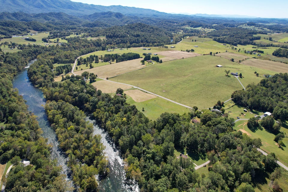 Photo #7: 997 Bullock Hollow Road