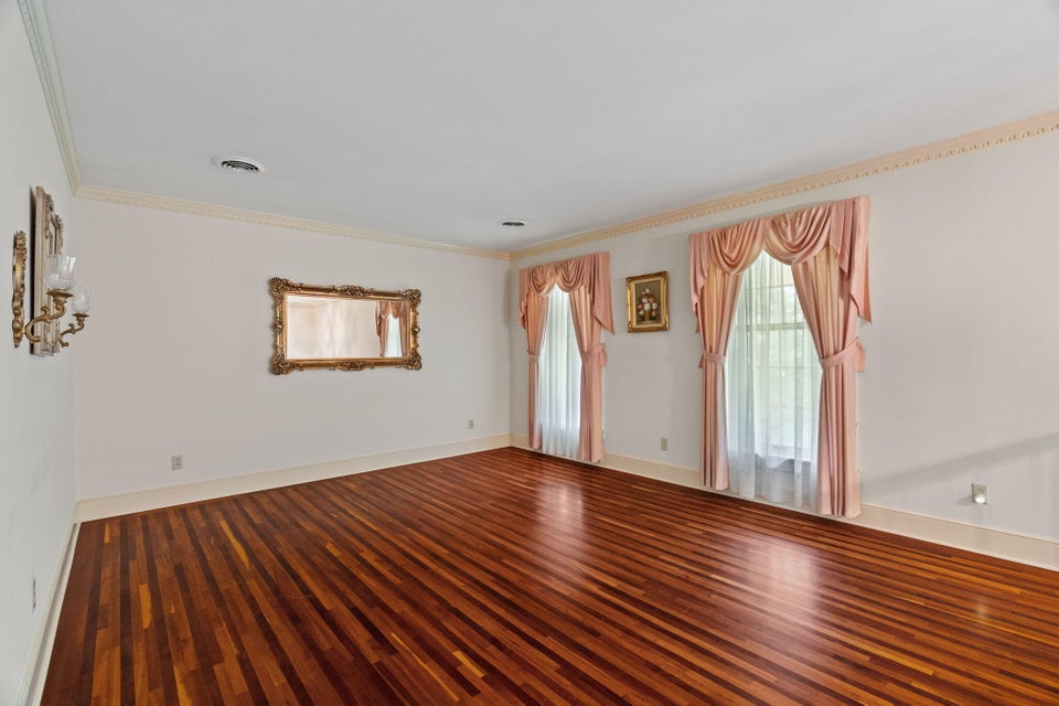 Photo #14: 20591 Azen Road