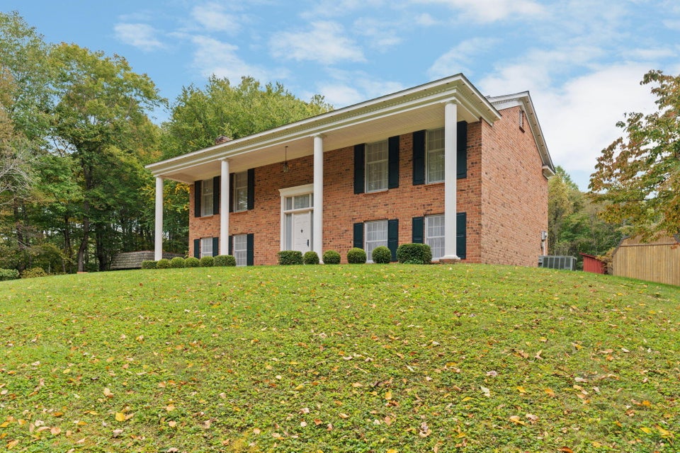 Photo #26: 20591 Azen Road