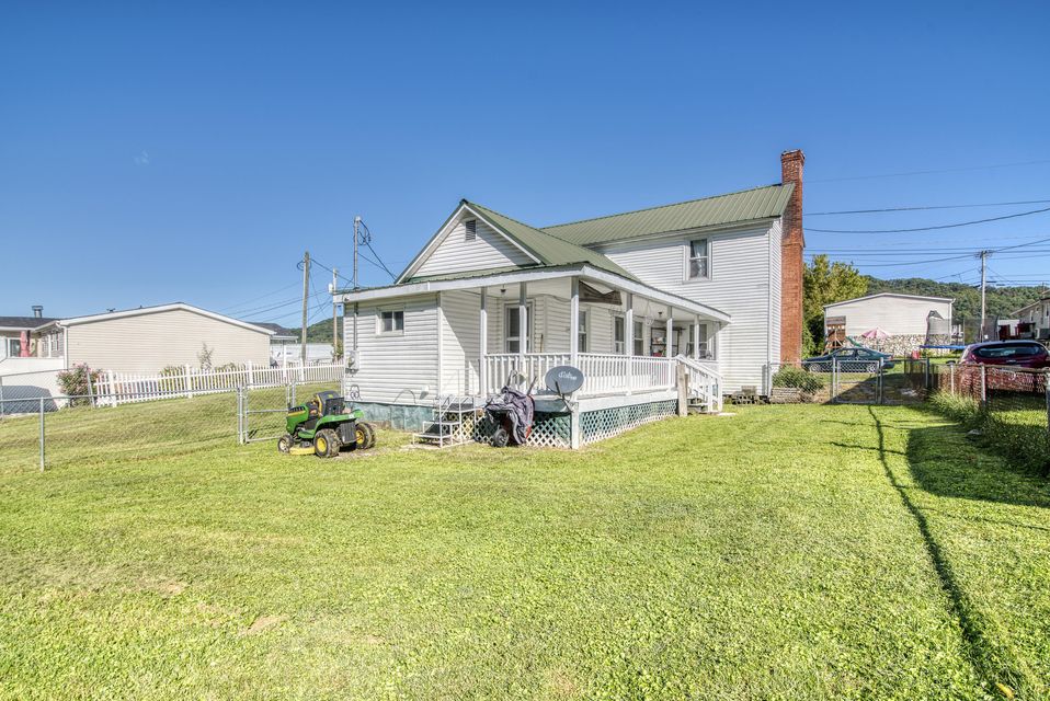 Photo #3: 2630 Brown Street