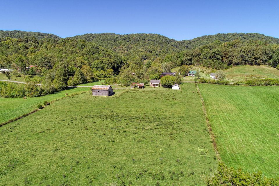 Photo #39: 3223 Goshen Valley Road