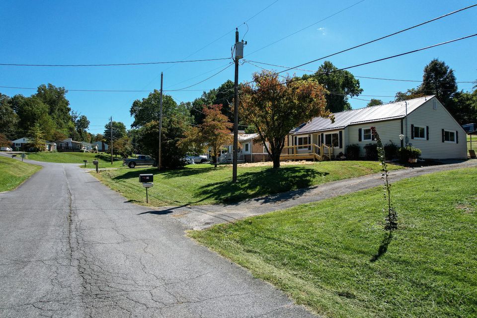 Photo #7: 120 Shenandoah Drive