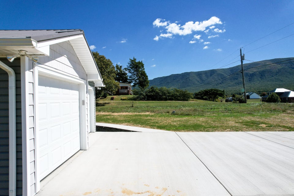 Photo #11: 3755 Sunnydale Road