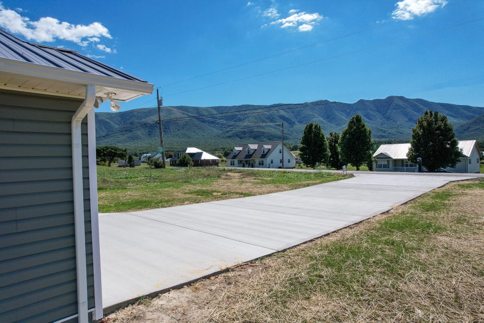 Photo #10: 3755 Sunnydale Road