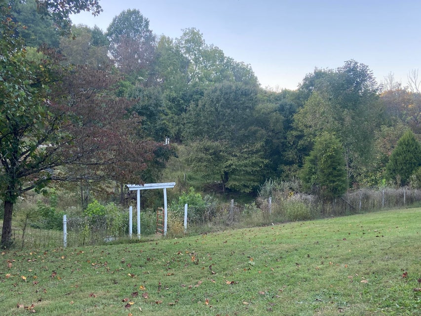 Photo #23: 714 Lewis Lane