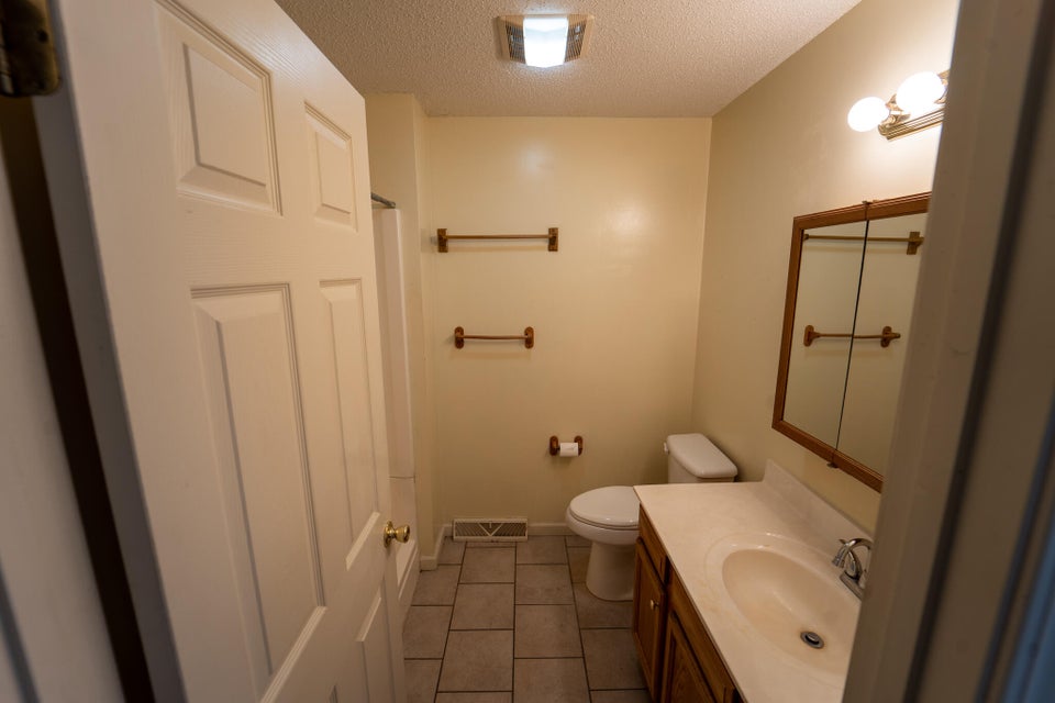 Photo #10: 156 Short Lane