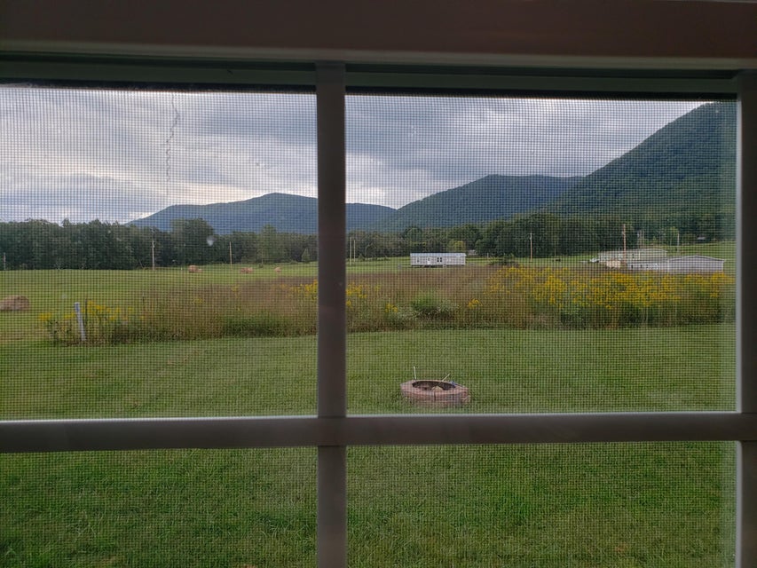 Photo #8: 70 Colyer Road