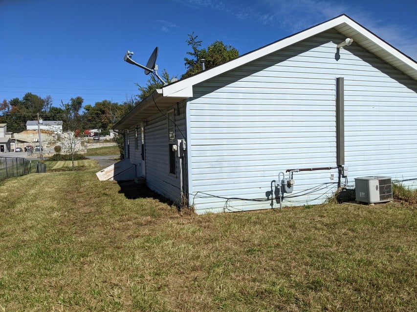 Photo #3: 1948 Snapps Ferry Road