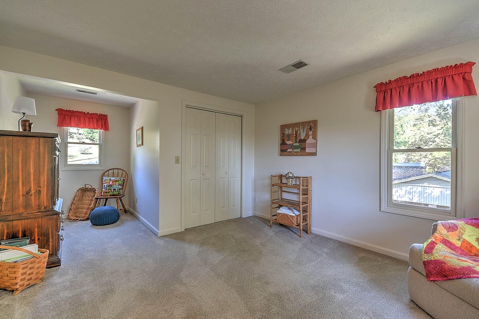 Photo #21: 4025 Lakota Place