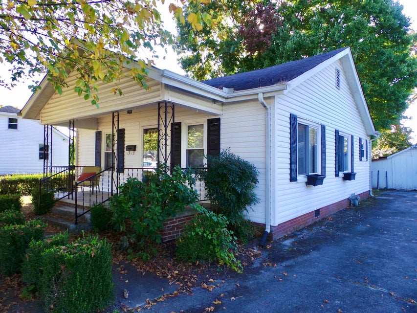 Photo #67: 1504 Miller Street