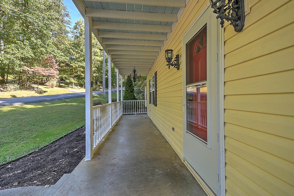 Photo #3: 112 Lone Star Drive