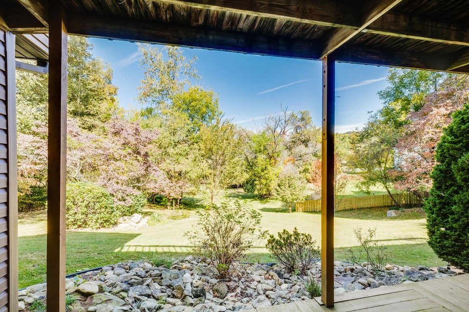 Photo #51: 747 Ridgefield Road