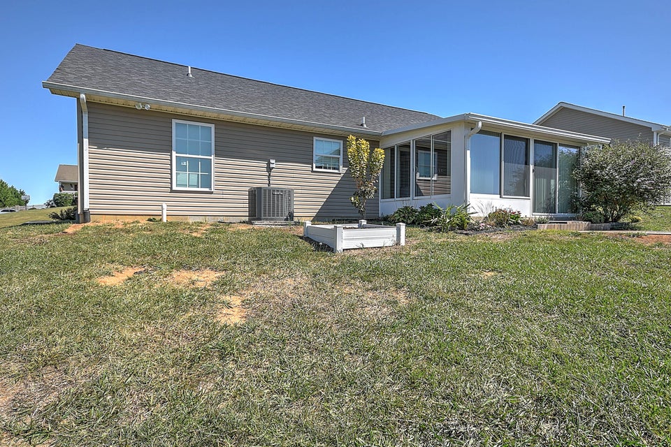 Photo #28: 155 Willow Ridge Drive