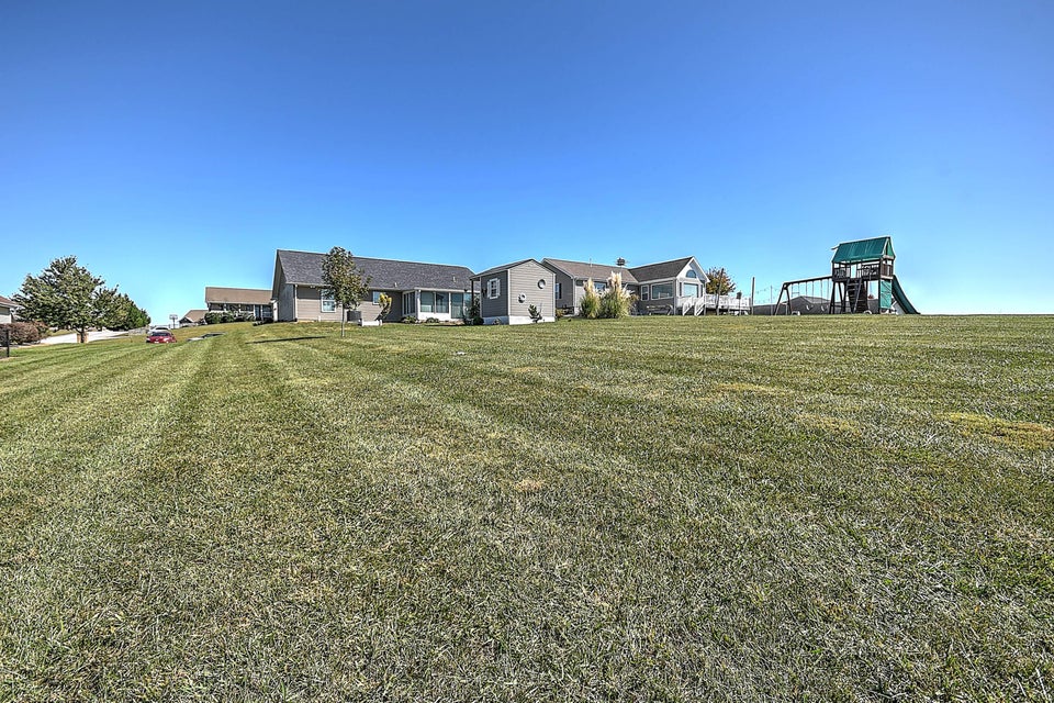 Photo #31: 155 Willow Ridge Drive