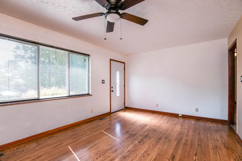 Photo #8: 701 Brummitt Street