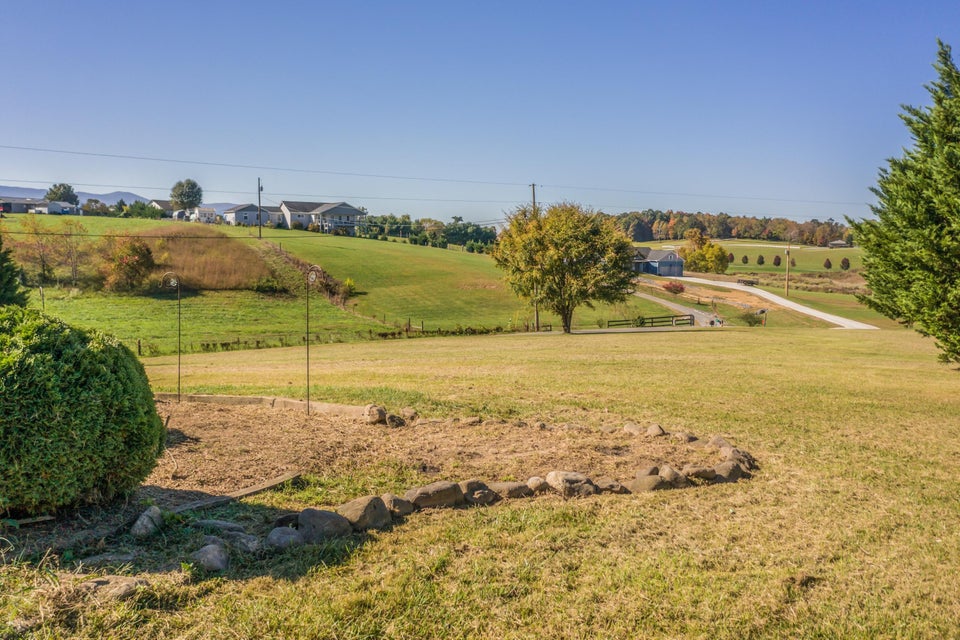 Photo #18: 320 Barren Road
