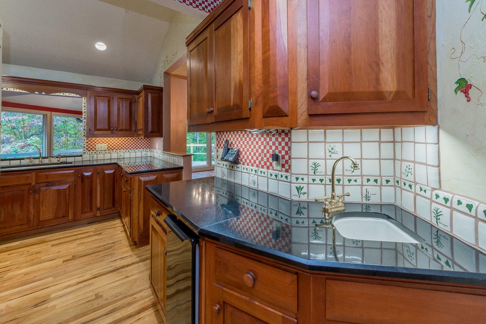 Photo #26: 4403 Leedy Road