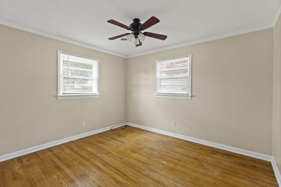 Photo #16: 38 22nd Street