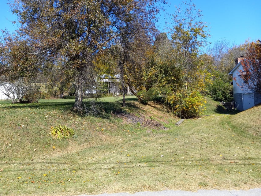 Photo #4: 1005 Island Road