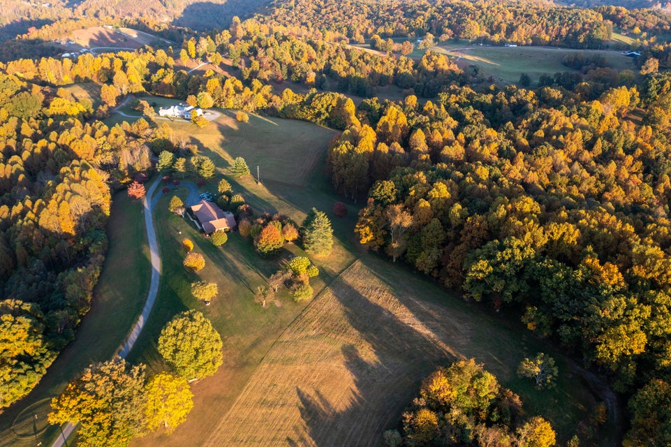 Photo #63: 524 Lorie Valley Drive
