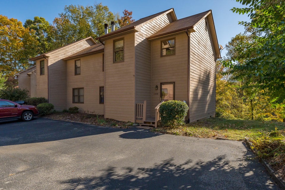 Photo #2: 205 Windridge Colony