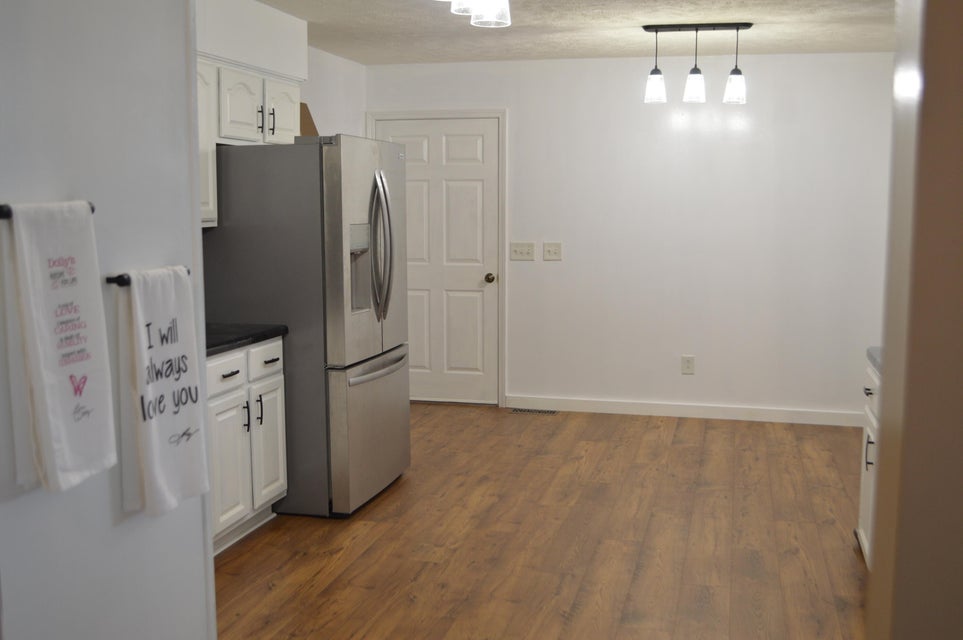 Photo #11: 148 Laurel View Road