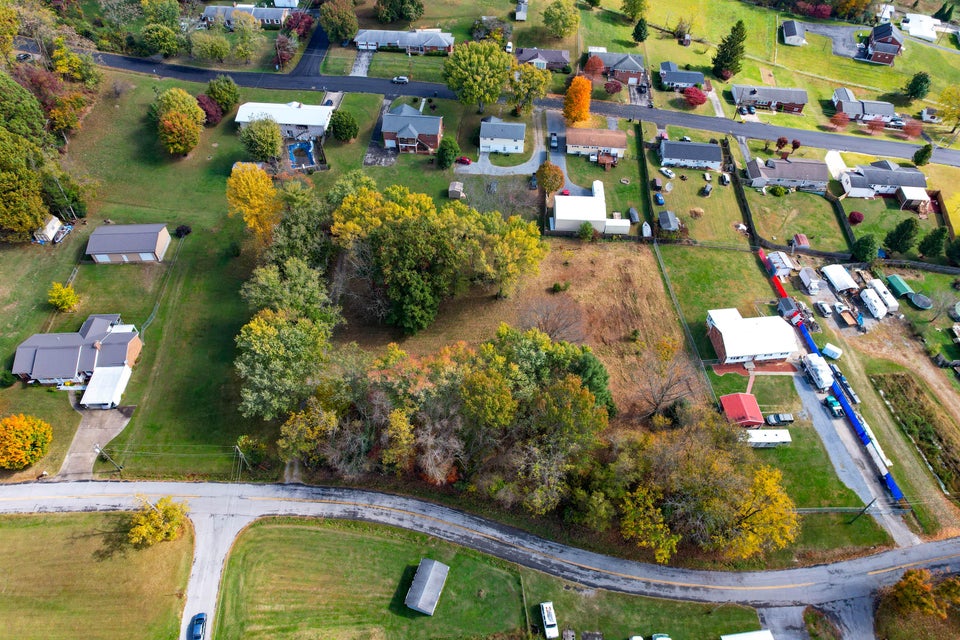 Photo #4: Tbd Lot #5 Hedge Drive