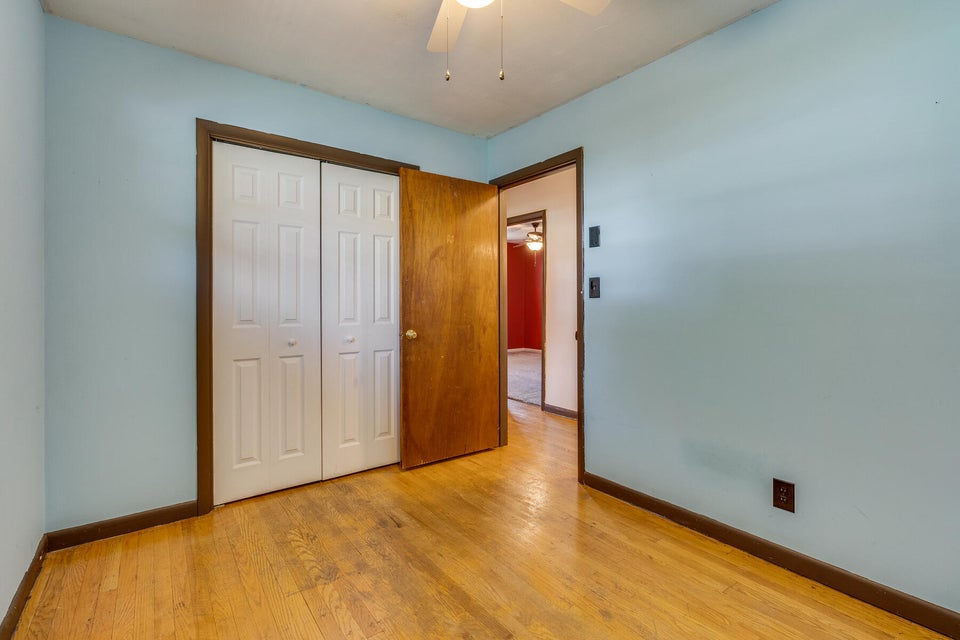 Photo #27: 315 Piercy Street