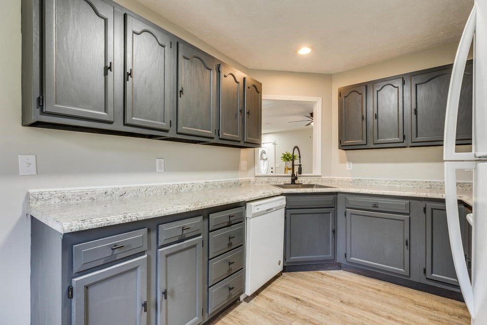 Photo #14: 1605 Stratford Road