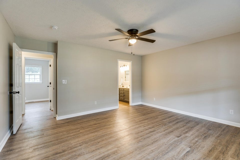 Photo #17: 1605 Stratford Road