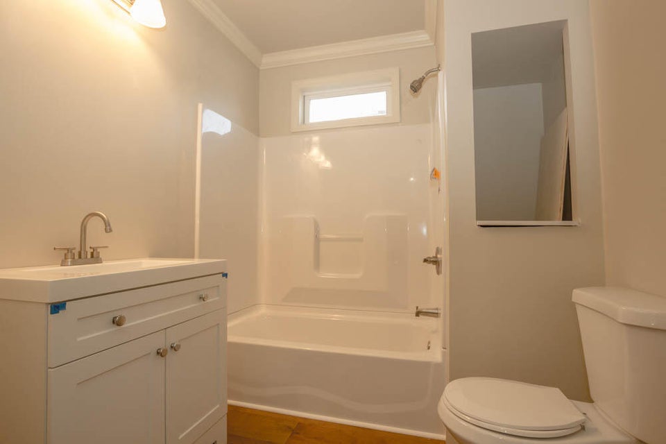 Photo #36: 210 Chilhowie Avenue