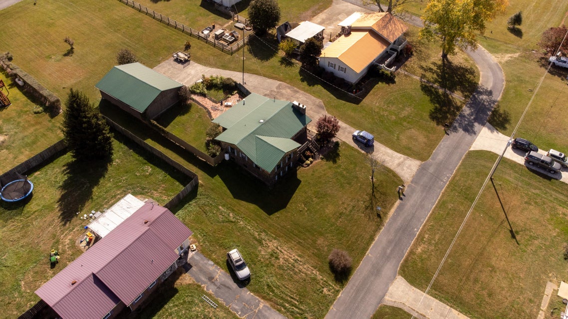 Photo #7: 936 Meadowbrook Road