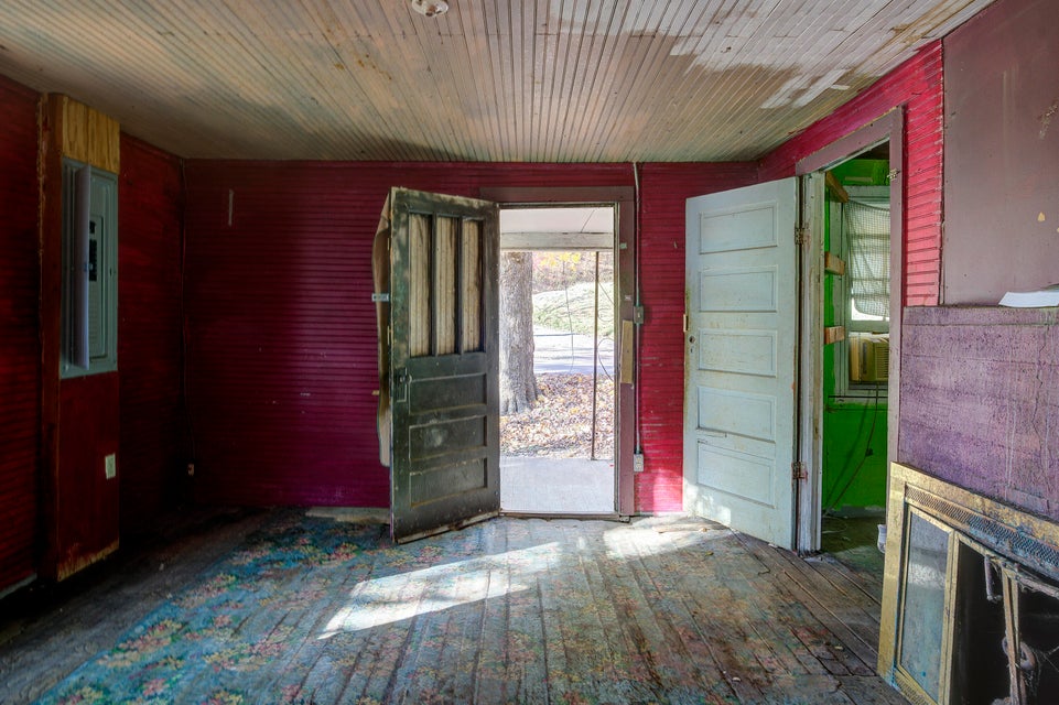 Photo #17: 711 Fairview Road
