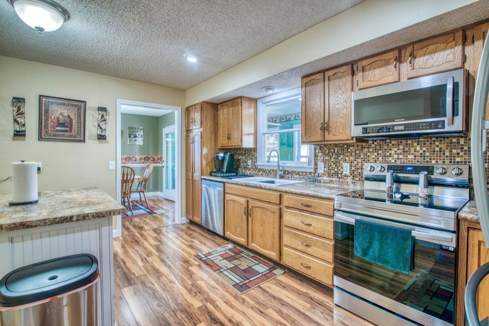 Photo #18: 509 Cherry Hill Drive