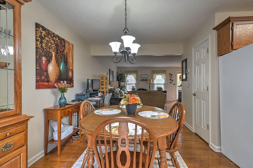 Photo #10: 402 Andover Court