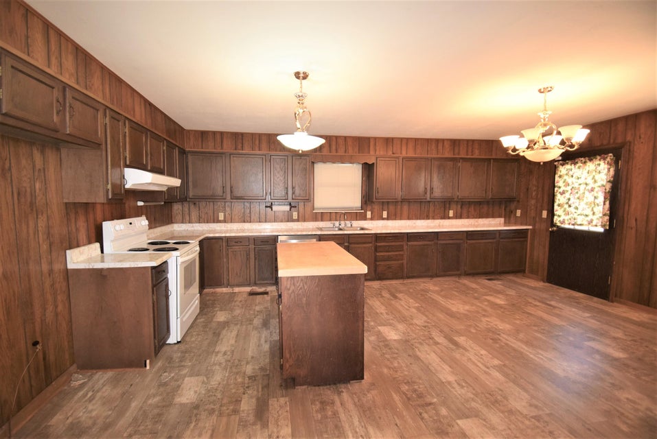 Photo #4: 204 Cowan Drive