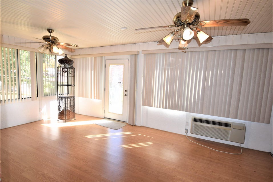 Photo #10: 204 Cowan Drive