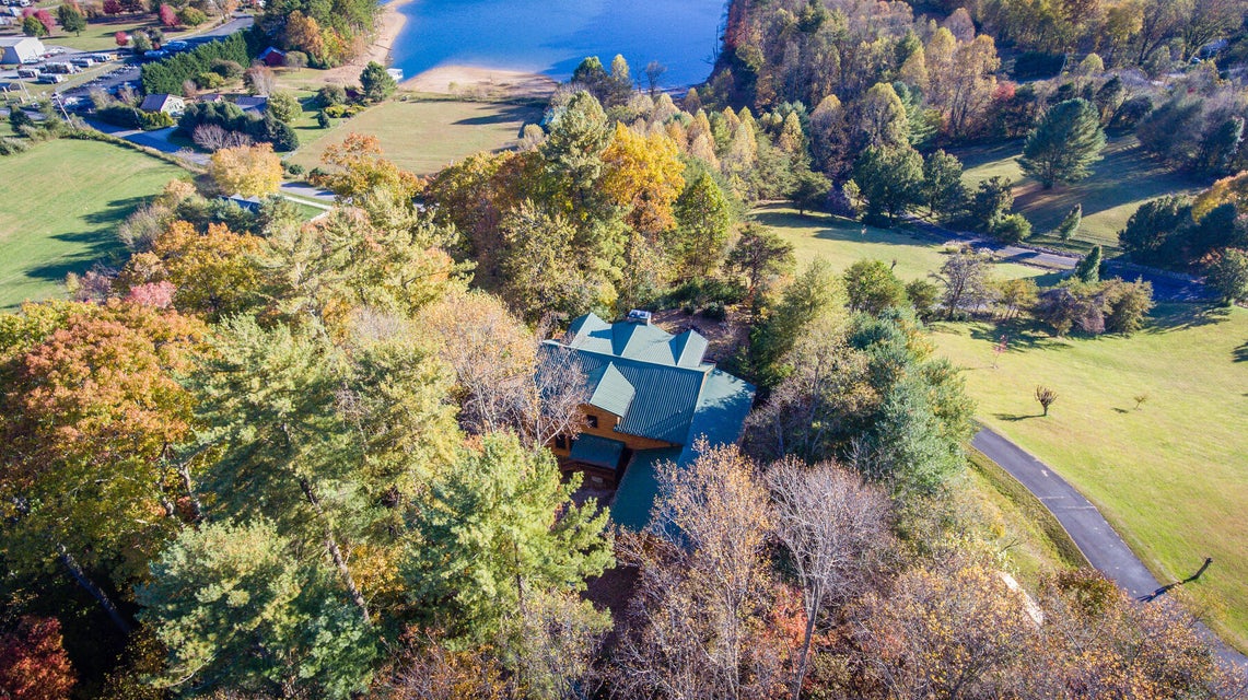 Photo #8: 141 Bear Ridge Drive
