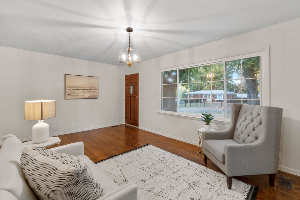 Photo #4: 80 Lavada Street