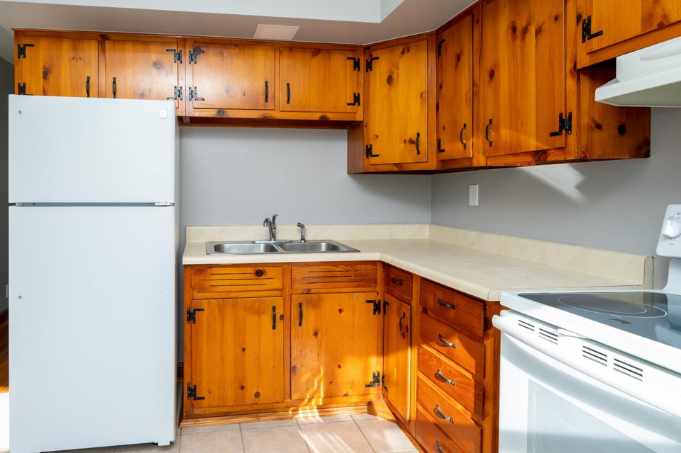 Photo #26: 1453 Ridgecrest Avenue