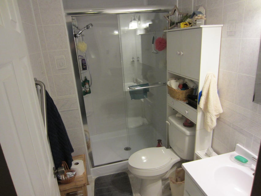 Photo #26: 220 Hillsboro Drive